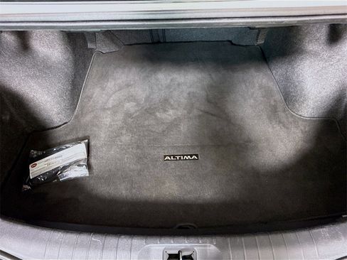 Certified 2021 Nissan Altima 2.5 SR image 27