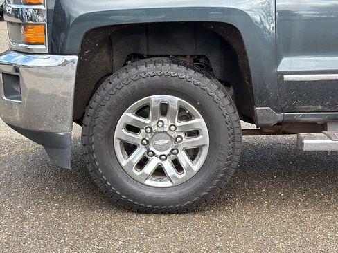 Used 2019 Chevrolet Silverado 3500 LTZ w/ Duramax Plus Package image 9