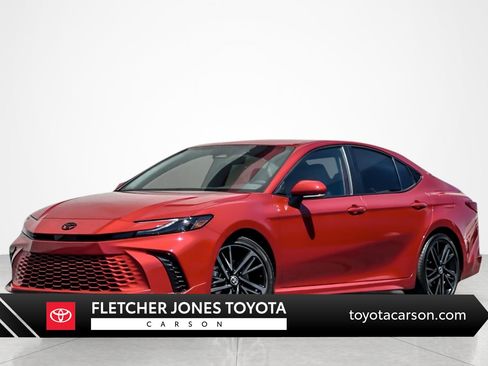 Certified 2025 Toyota Camry XSE FWD image 1