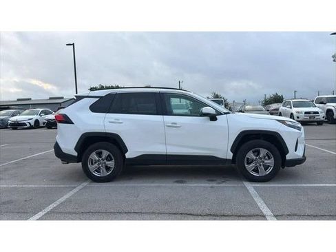 Certified 2025 Toyota RAV4 XLE AWD/4WD image 4