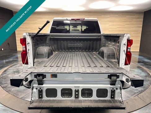 Used 2023 Chevrolet Silverado 1500 High Country image 23