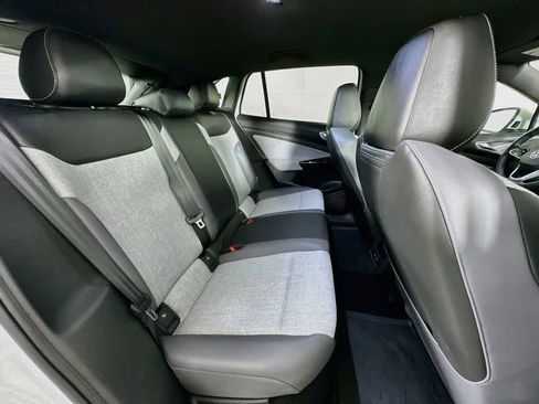 Used 2023 Volkswagen ID.4 Pro AWD/4WD image 30