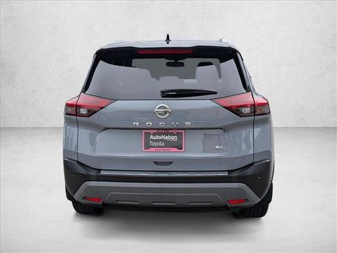 Used 2021 Nissan Rogue SL image 6