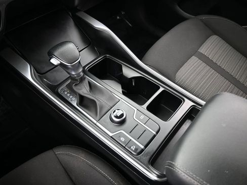 Used 2023 Kia Sorento LX image 23