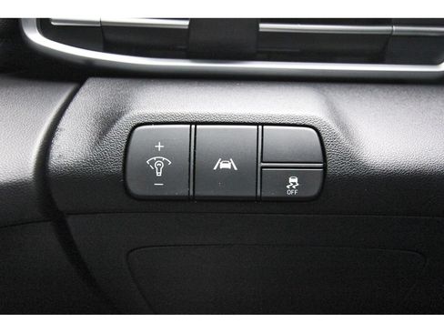 Certified 2022 Hyundai Elantra SEL w/ Convenience + Premium Package FWD image 22