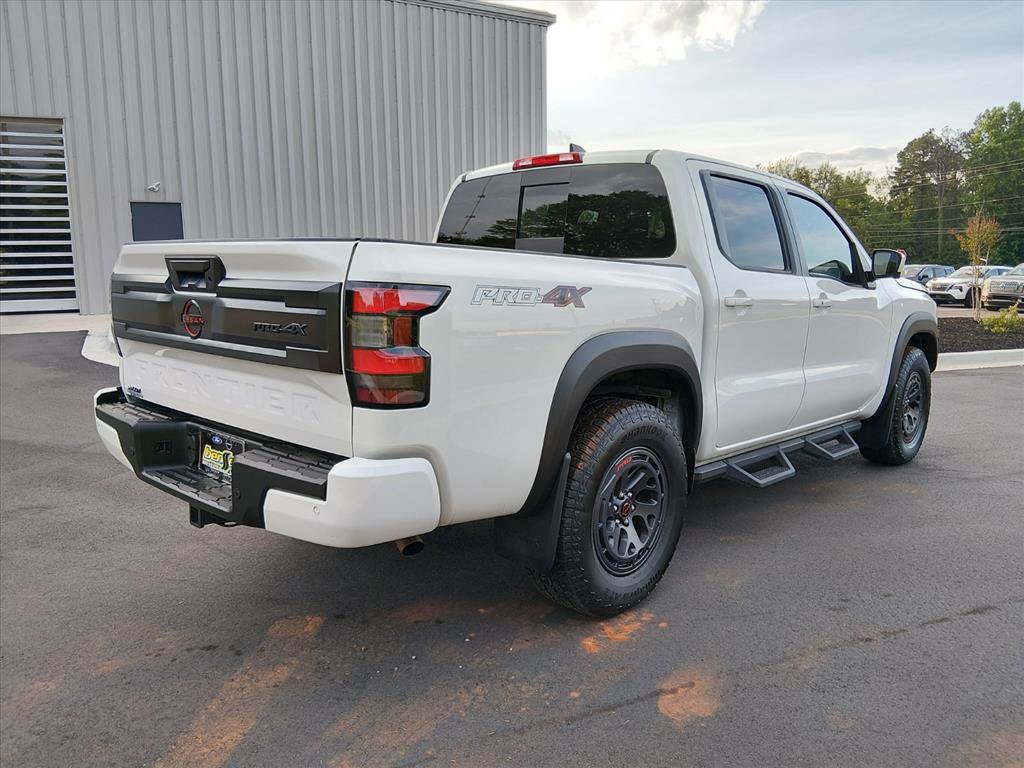 Certified 2025 Nissan Frontier PRO-4X w/ Pro Convenience Package AWD/4WD image 3