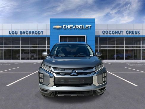 Used 2022 Mitsubishi Outlander Sport SE image 3