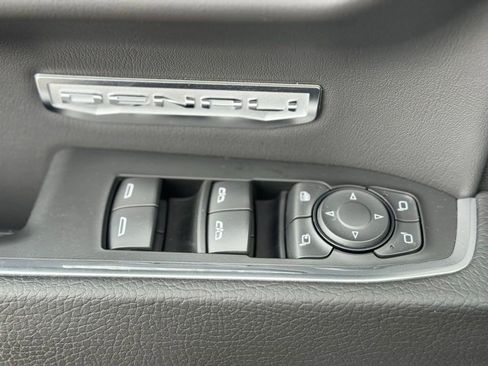 Used 2023 GMC Sierra 1500 Denali AWD/4WD image 22