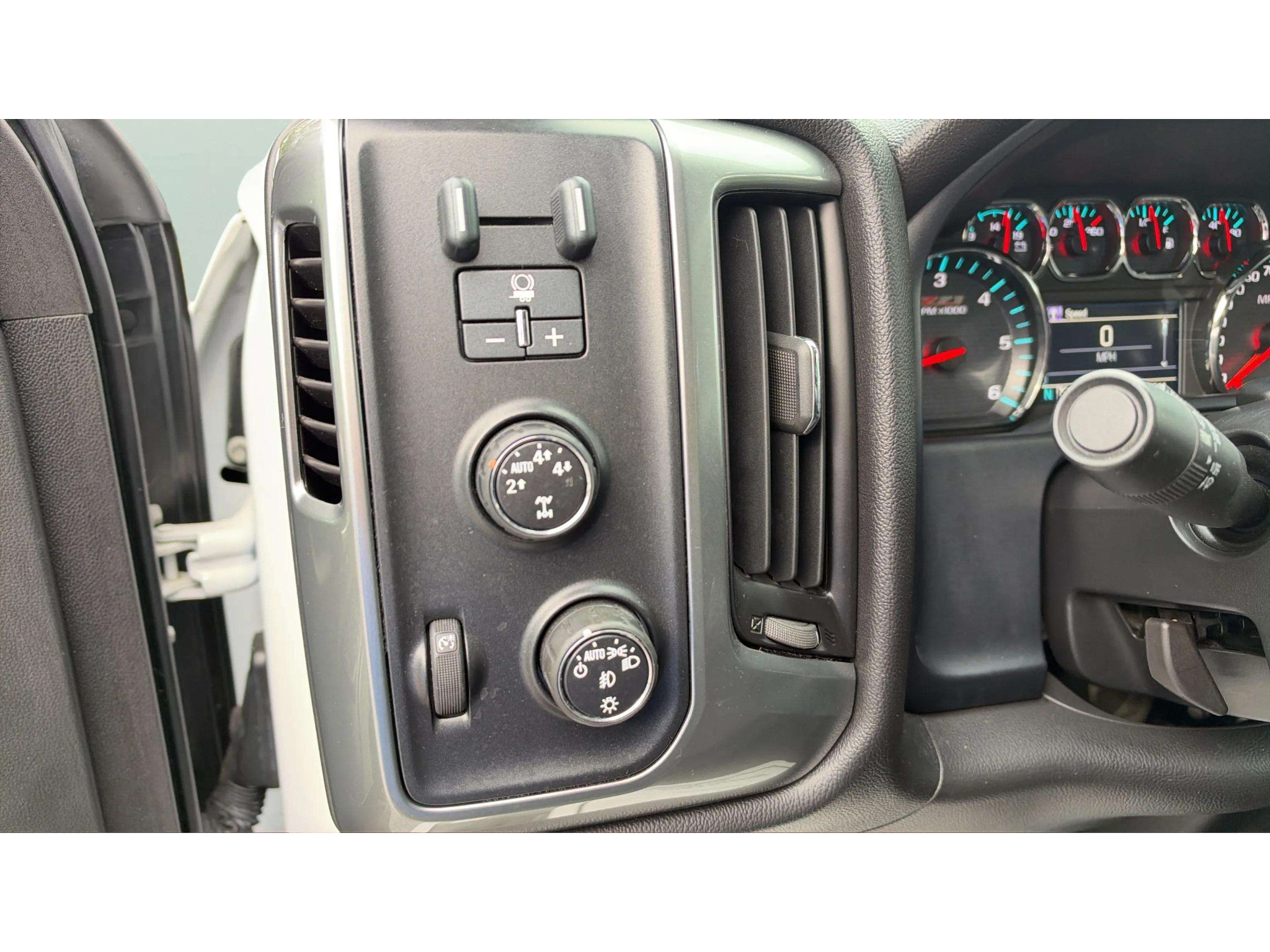 Used 2015 Chevrolet Silverado 1500 LT w/ All Star Edition AWD/4WD image 20