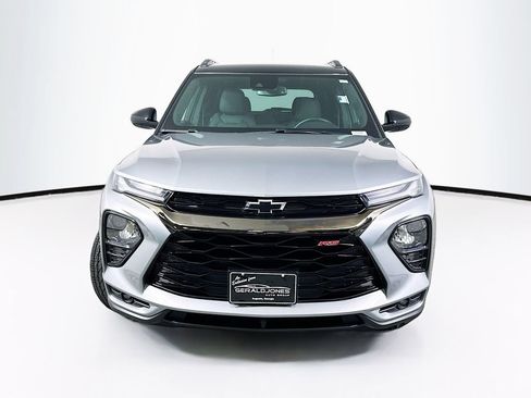 Used 2023 Chevrolet TrailBlazer RS w/ Convenience Package FWD image 5