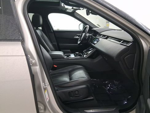 Used 2020 Land Rover Range Rover Velar R-Dynamic S image 35