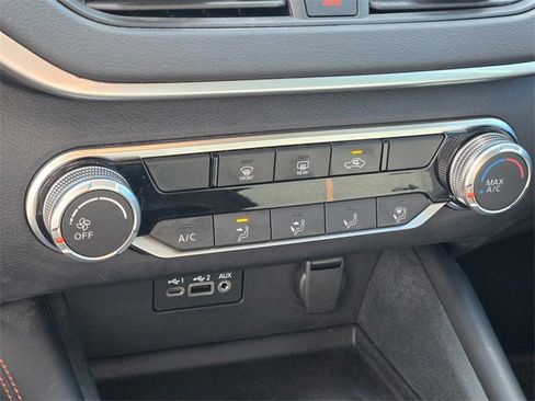 Used 2022 Nissan Altima 2.5 SR image 30