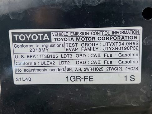 Used 2018 Toyota 4Runner SR5 image 21