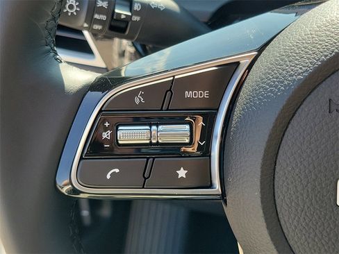 New 2025 Kia Seltos S image 9