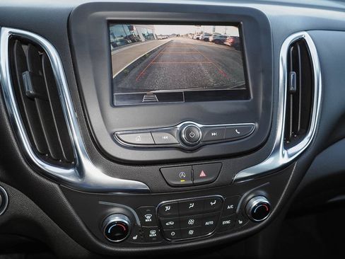 Used 2023 Chevrolet Equinox LT FWD image 12