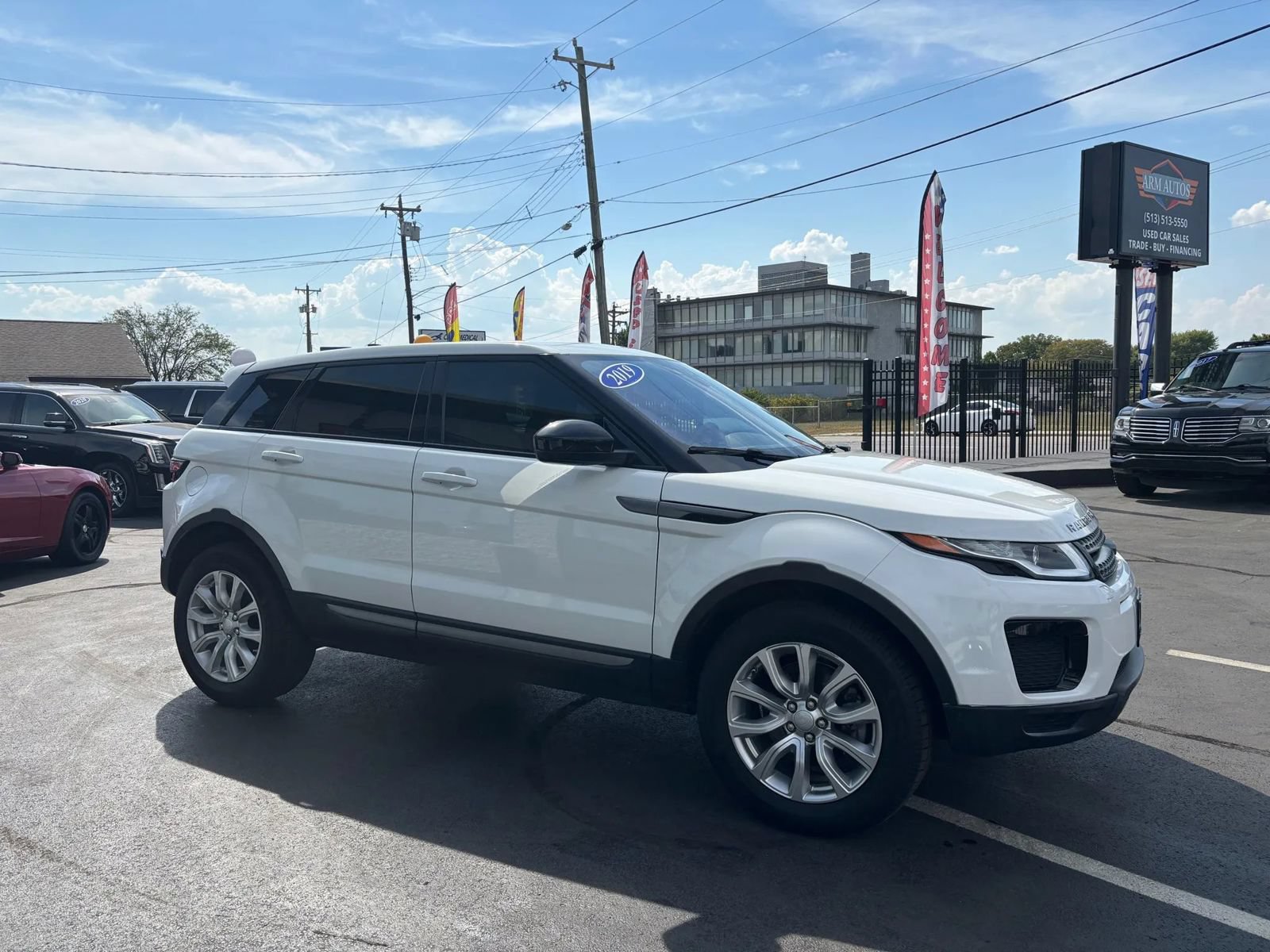 Used 2019 Land Rover Range Rover Evoque SE Premium AWD/4WD image 12