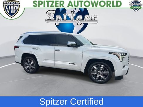Used 2023 Toyota Sequoia Capstone AWD/4WD image 2