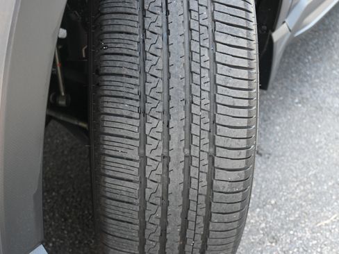 Used 2025 Subaru Ascent Onyx Edition w/ Onyx Package image 12