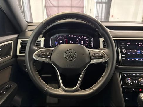 Used 2022 Volkswagen Atlas Cross Sport SE image 22