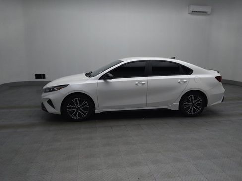 Used 2023 Kia Forte GT-Line image 2