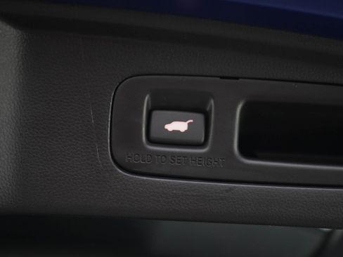 Used 2023 Honda CR-V EX-L image 17