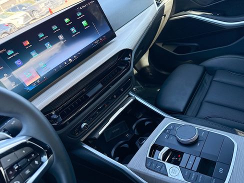 Used 2025 BMW 330i 330i image 28