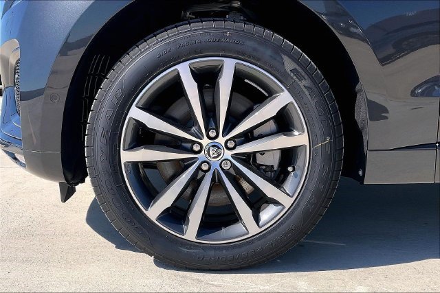 New 2026 Jaguar F-PACE R-Dynamic S AWD/4WD image 13