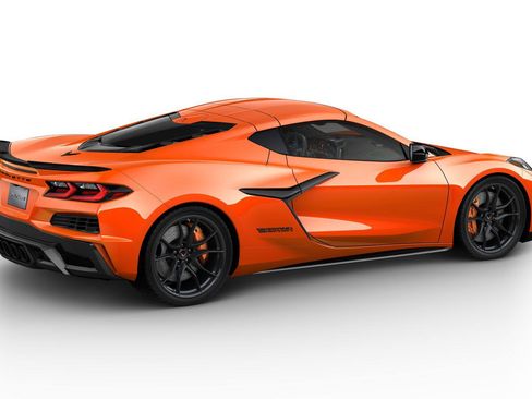 New 2027 Chevrolet Corvette Grand Sport RWD image 4