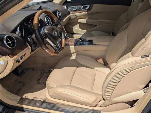 Used 2014 Mercedes-Benz SL 550 image 17