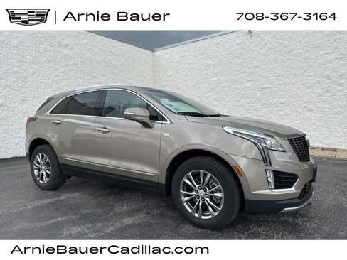 Used 2022 Cadillac XT5 Premium Luxury FWD image 1