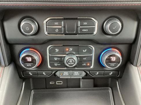 Used 2022 Chevrolet Tahoe RST w/ Sport Performance Package image 26