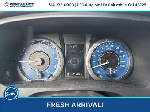 Used 2015 Toyota Sienna XLE w/ XLE Navigation Package image 16