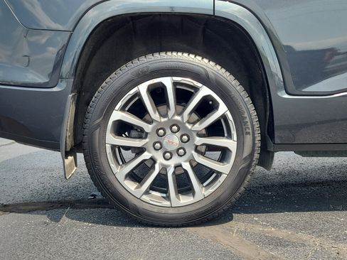Used 2021 GMC Acadia Denali w/ Trailering Package AWD/4WD image 11