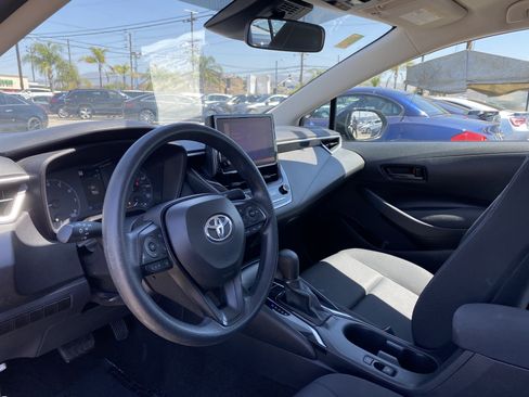Used 2024 Toyota Corolla LE FWD image 16