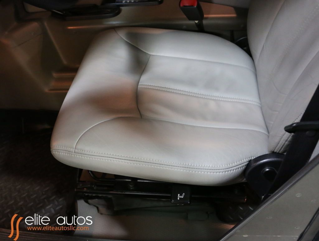 Used 2003 HUMMER H1 4-Door Wagon AWD/4WD image 14