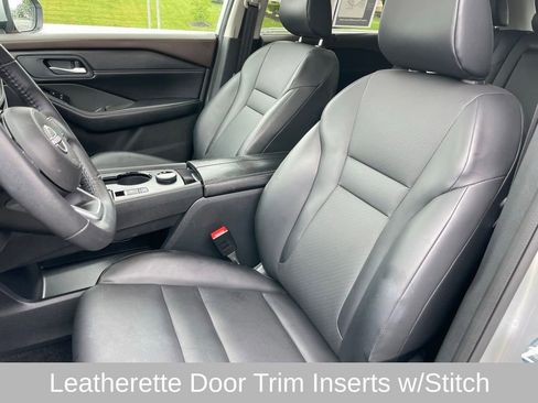 Certified 2023 Nissan Rogue SV w/ SV Premium B Package image 7