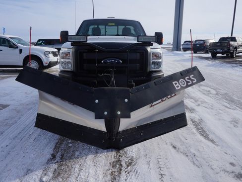 Used 2015 Ford F350 XL image 3