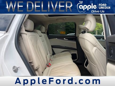 Used 2019 Lincoln Nautilus Reserve AWD/4WD image 10