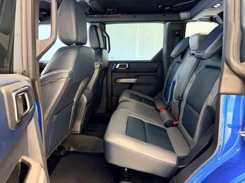 Used 2023 Ford Bronco Outer Banks image 13