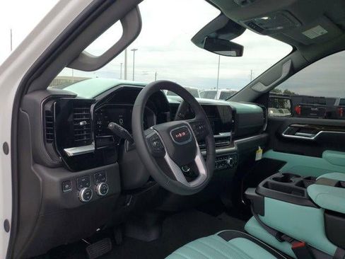 New 2026 GMC Sierra 1500 Elevation AWD/4WD image 17