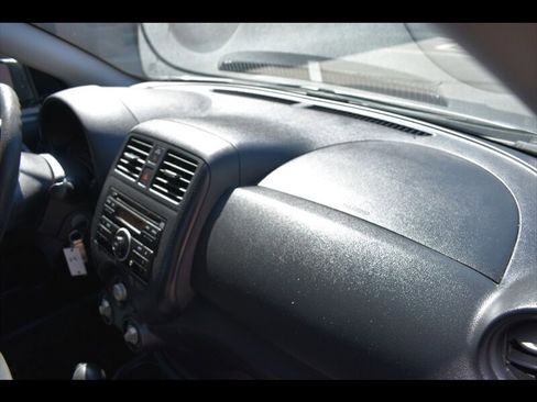 Used 2014 Nissan Versa S Plus FWD image 31