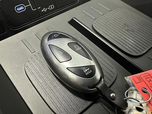 Certified 2025 Hyundai Santa Fe Calligraphy image 38