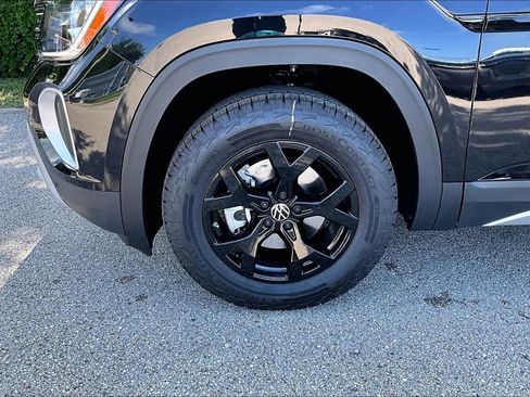 New 2026 Volkswagen Atlas Peak Edition AWD/4WD image 13
