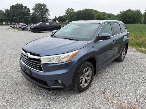 Used 2014 Toyota Highlander XLE AWD/4WD image 47