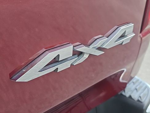 Used 2022 RAM 1500 Laramie AWD/4WD image 13