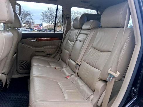 Used 2004 Lexus GX 470 image 16