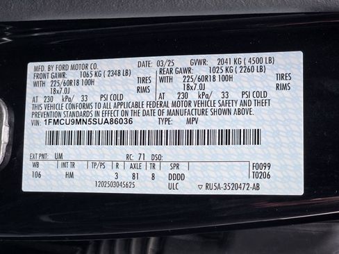 Used 2025 Ford Escape ST-Line image 35