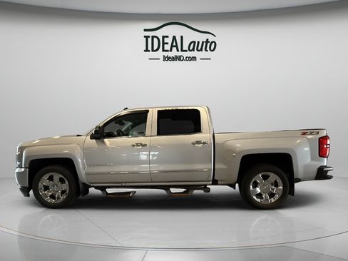 Used 2018 Chevrolet Silverado 1500 LTZ Z71 w/ LTZ Plus Package AWD/4WD image 3