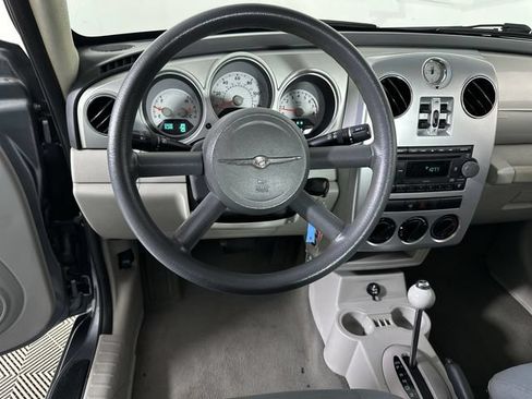 Used 2008 Chrysler PT Cruiser FWD image 21