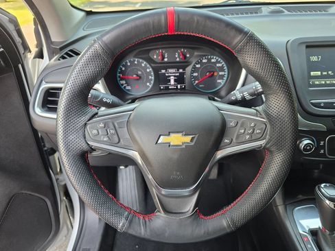 Used 2018 Chevrolet Equinox LT FWD image 26